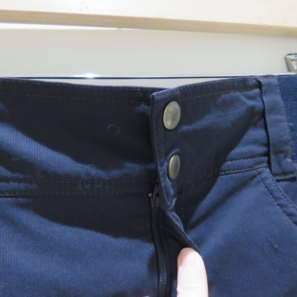 TITLE NINE Clamber 13" Shorts in Navy Outdoor Gorpcore Hiking Sport - Size US 12 - Picture 7 of 14